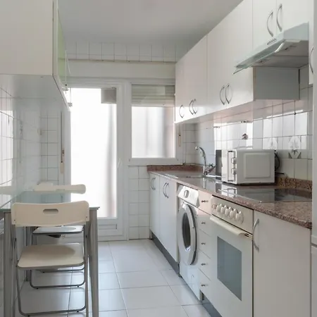 Διαμέρισμα Av Avda. Costa 108 *